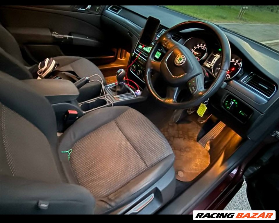 Skoda Superb II bontott alkatrészei 1.9pd BXE 8. kép