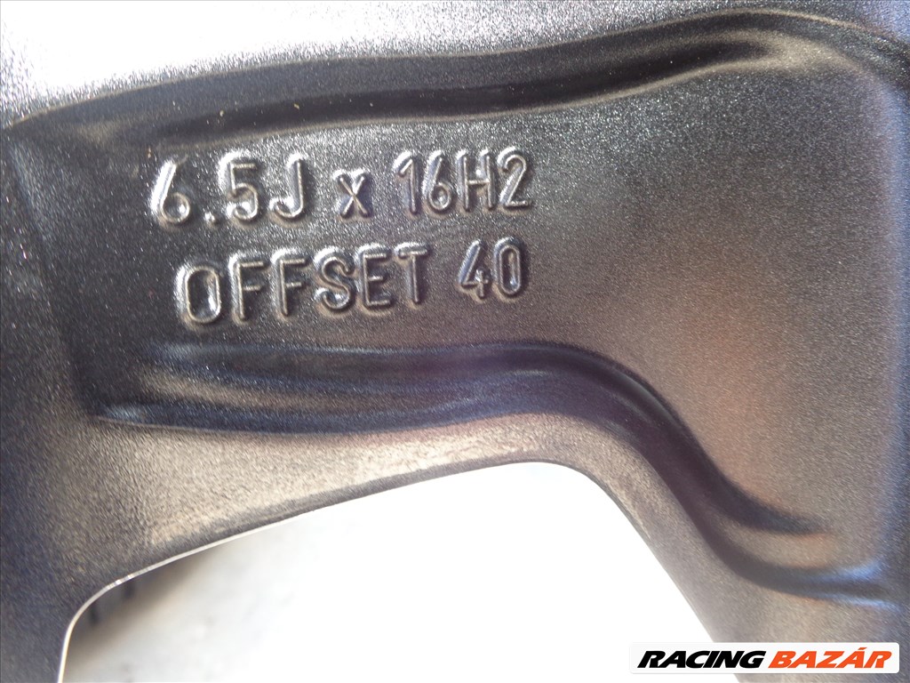 Kia X Ceed új gyári téli garnitúra  5. kép