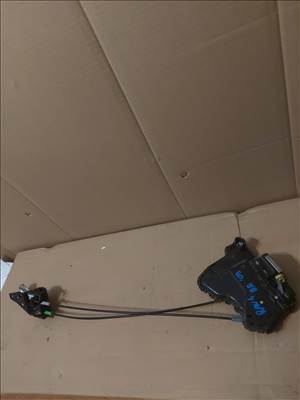 Toyota RAV4 (XA30) Bal első ajtózár 1790