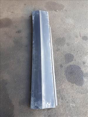 Volkswagen Tiguan II ajtódíszléc bal első ajtó 5NA 854 939  5na854939