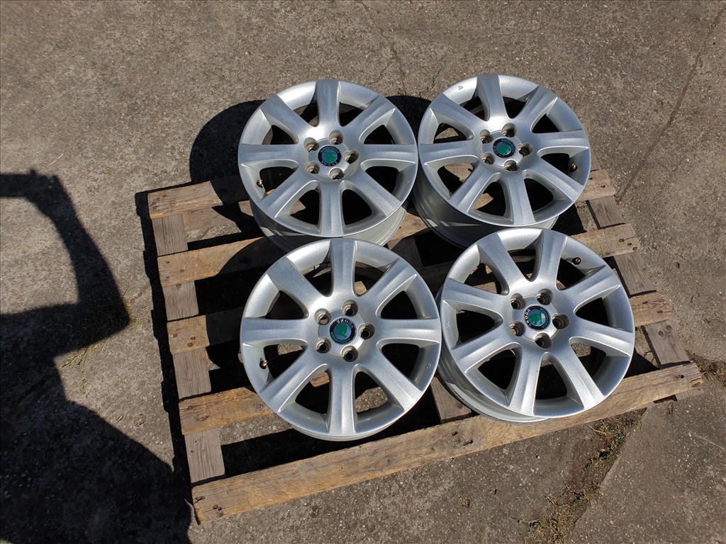 15" 5x100 Skoda Fabia 1. kép