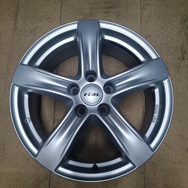 5x108 lyukosztású 7,5Jx17" használt Rial alufelni 3. kép