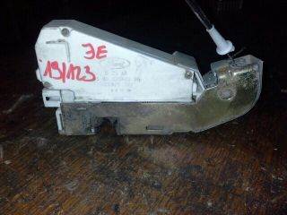 Ford Mondeo Mk1 Jobb első Ajtózár *65340* 93bg220a20ba