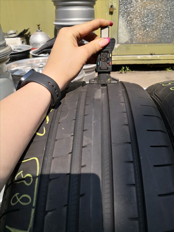 235/45 R19 Goodyear nyári gumi 135000ft a 4db/188/ 1. kép