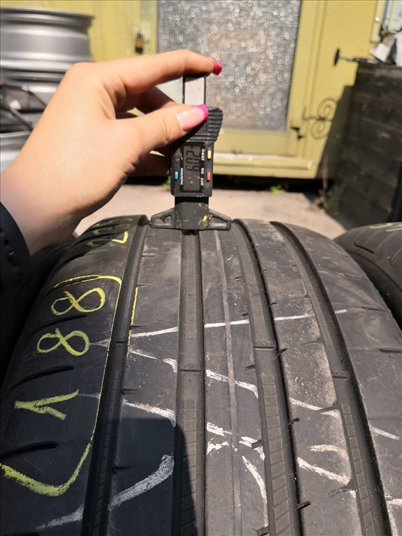 235/45 R19 Goodyear nyári gumi 135000ft a 4db/188/ 3. kép