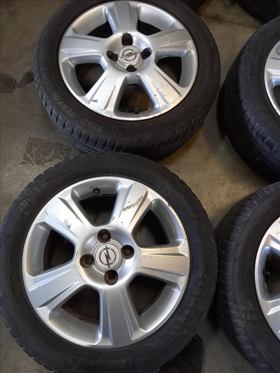  Opel Corsa 4x100-as 5x15" használt (gyári felni) alufelni, 185/55 használt Kormoran nyári gumi mxx 2. kép
