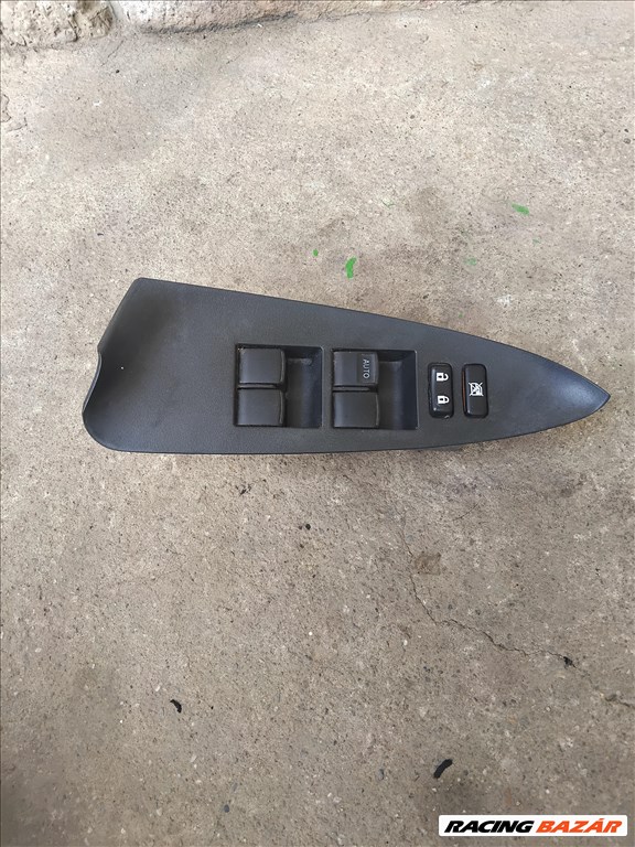 Toyota RAV4 (XA30) Bal első ablakemelő kapcsoló 2778 7423242070 1. kép