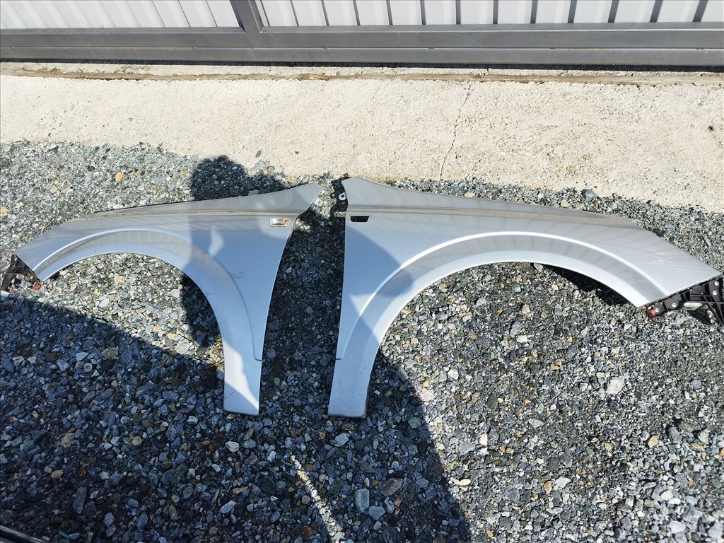 Opel Astra H első sárvédő  2. kép