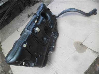 Citroën C5 I 2.0 hdi üzemanyagtank 9653952180 9653952280