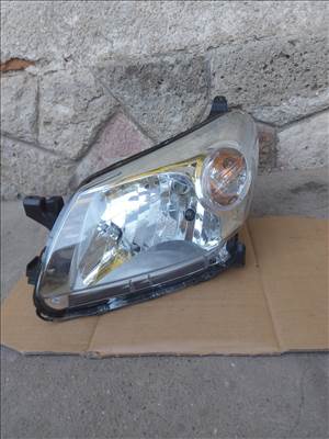 Toyota Urban Cruiser Bal fényszóró 1201 12449000201