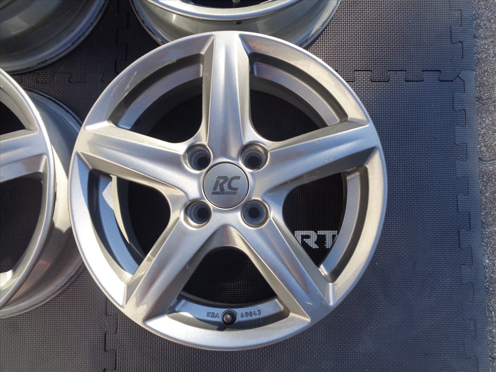 RC-D alufelni 15-ös, 4×100-as osztóval, szép állapotban eladó.  5. kép