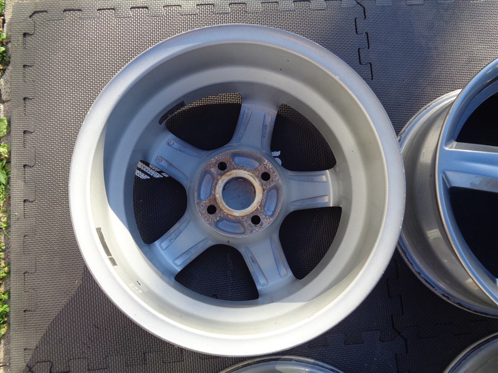 RC-D alufelni 15-ös, 4×100-as osztóval, szép állapotban eladó.  6. kép