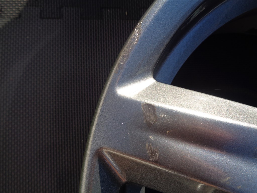 RC-D alufelni 15-ös, 4×100-as osztóval, szép állapotban eladó.  9. kép