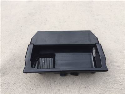 Mercedes ML-osztály W163 Hamutálas rekesz a1638100030