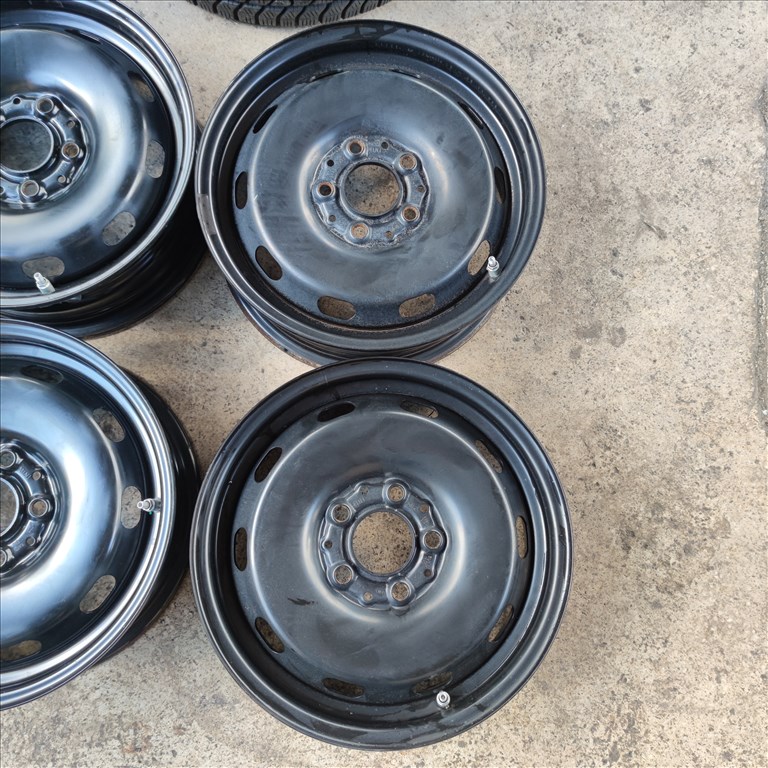 5x112 15 Gyári Mini lemezfelni Nyomásmérővel 30000ft a 4db/80/ 2. kép