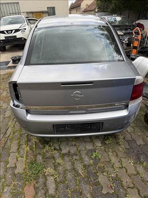 Opel Vectra C csomagtérajtó 