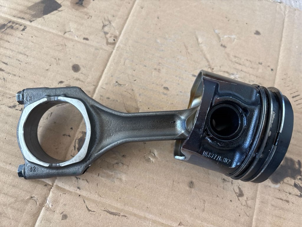 Opel Astra K 1.6 CDTI Dugattyú és Hajtókar 10132 ,  0687776302-lvl b16dt 2. kép