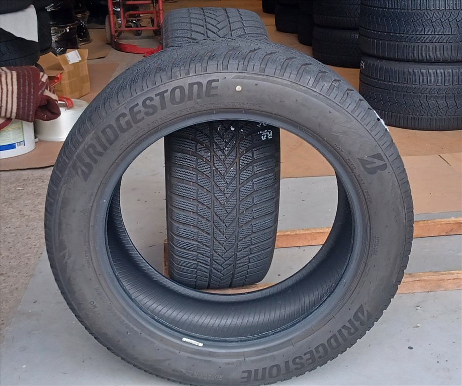  Bridgestone Blizzak LM005 MO 235/55 R19 téli gumik 2db 3. kép