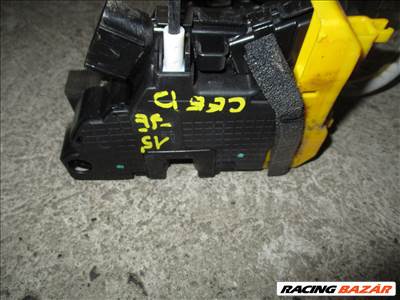 Kia Cee'd (JD) jobb első ajtózár centrálzár 81320A2110