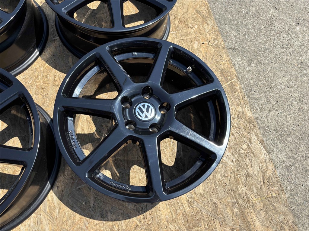 VW 17" 5x112 fekete alufelni eladó 17 coll Golf Caddy Passat 2. kép