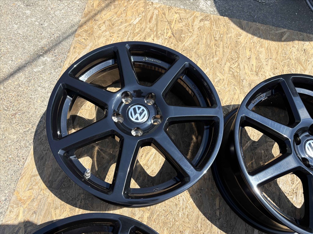 VW 17" 5x112 fekete alufelni eladó 17 coll Golf Caddy Passat 3. kép