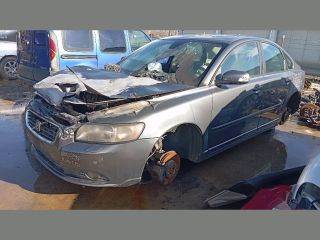 Volvo S40 Jobb első Kerékagy *146180*