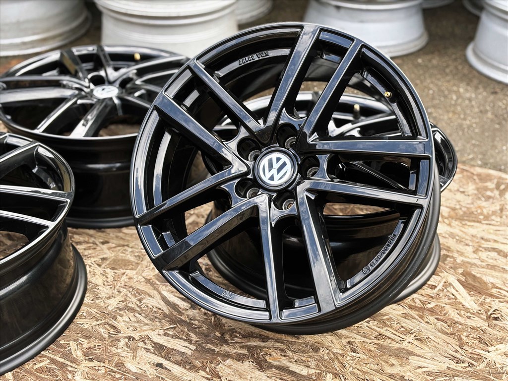 VW 18" 5x112 fekete alufelni eladó 18 coll Golf Passat Tiguan  1. kép