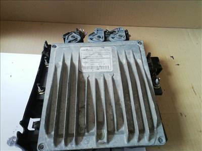 Renault Clio II 1.5 dCi motorvezérlő  8200212348