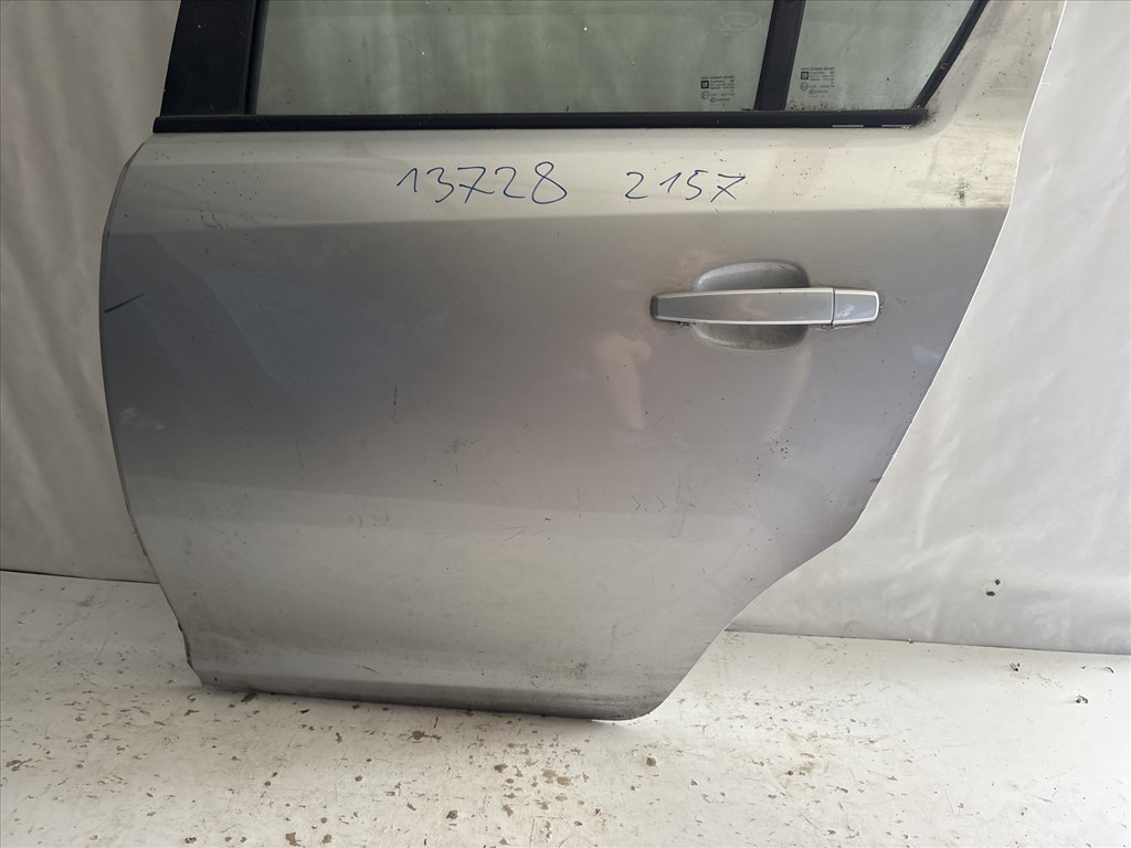 13728 Opel Corsa D Bal hátsó Ajtó Ezüst Z157 2. kép