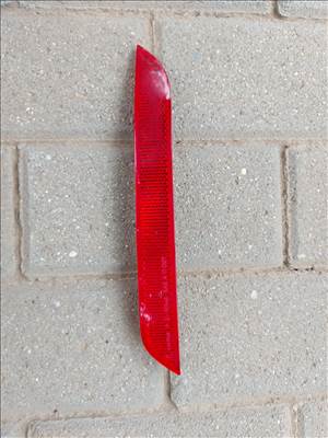 BMW 3-as, F30, F35, 4-es, F32, F33 lökhárító fényvisszaverő prizma  7301188