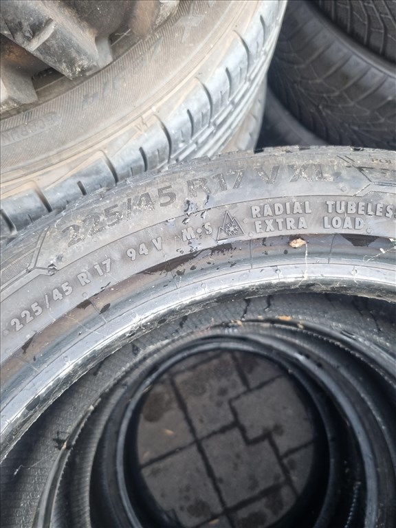  225/4517" újszerű Barum Polaris 5 téli gumi 4db  6. kép