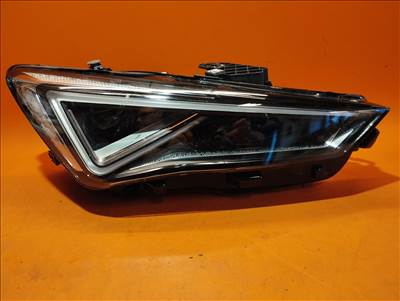 Cupra Formentor jobb led lámpa 5FB941036G (S2.150.915R)a