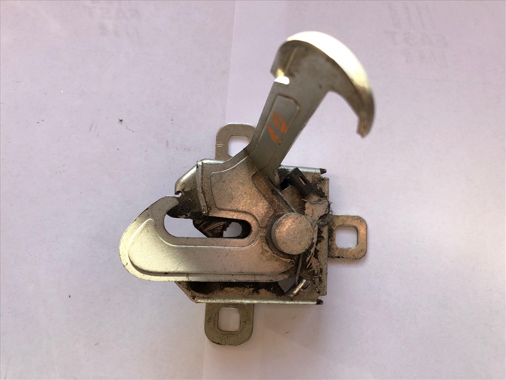 Géptető zár GP - GRANDE, PUNTO - BO.51913761, 51780520 -  - Bontott Fiat  51913761 2. kép