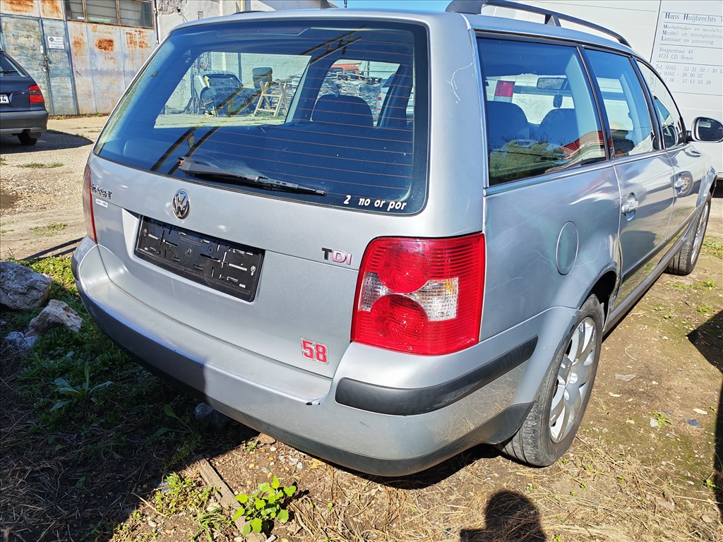 Volkswagen Passat B5 Variant 1.9 TDI motor AVF kóddal, 273611km-el eladó avf19tdi vwb553b 3. kép