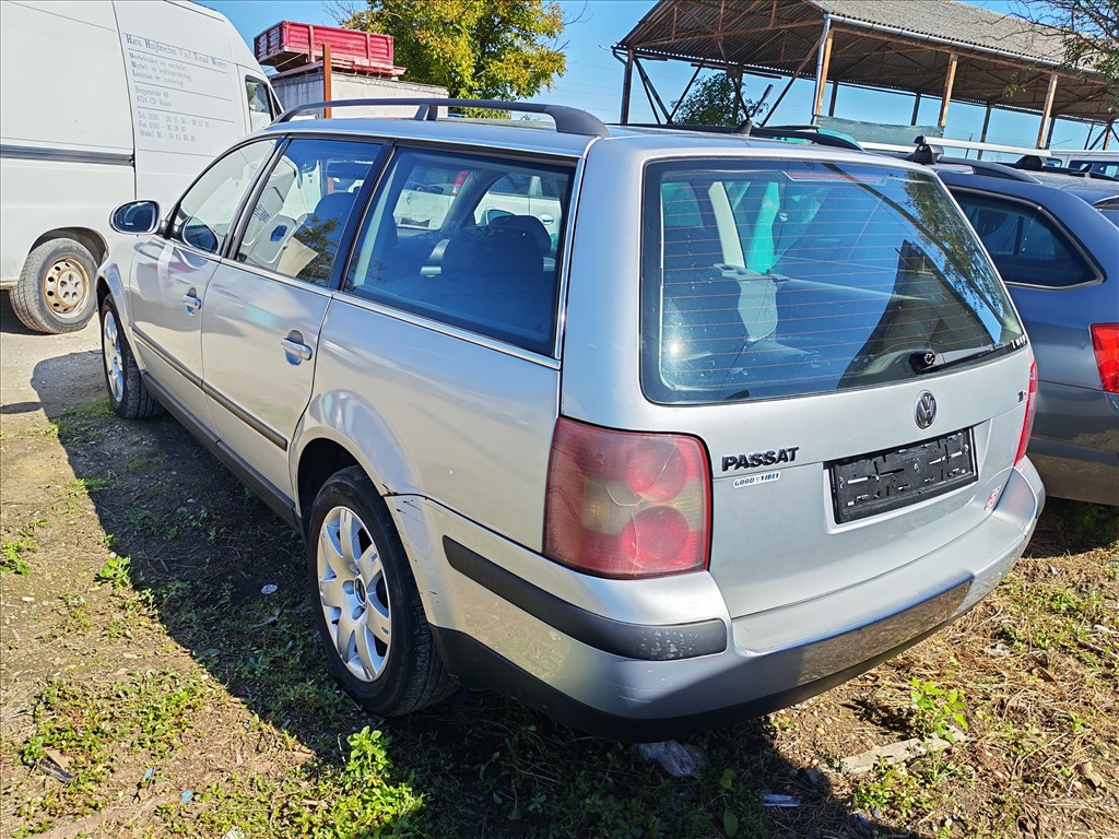 Volkswagen Passat B5 Variant 1.9 TDI motor AVF kóddal, 273611km-el eladó avf19tdi vwb553b 4. kép