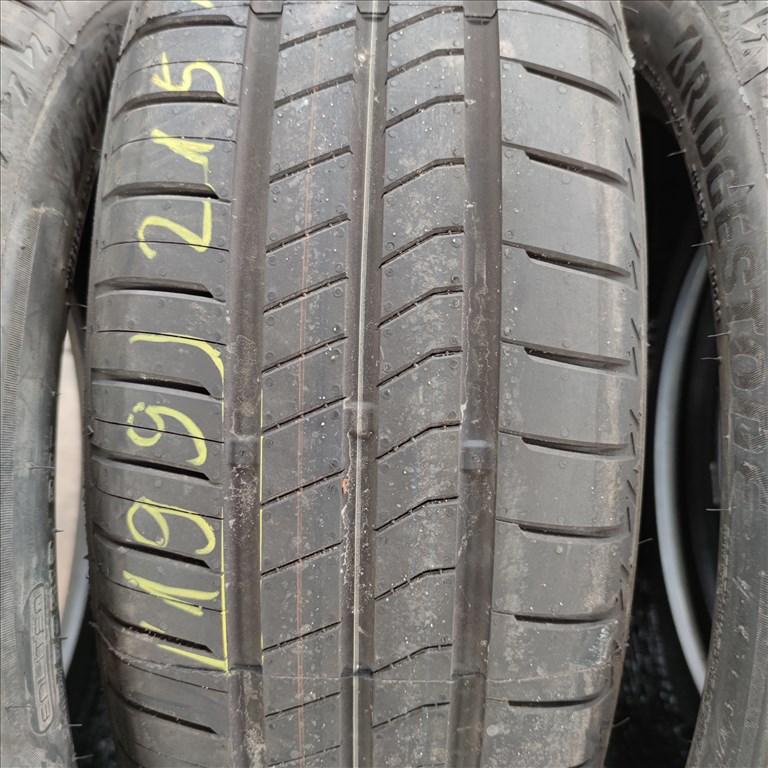 215/50 R19 ÚJ!! Bridgestone nyári gumi 120000ft a 4db/199/ 2. kép