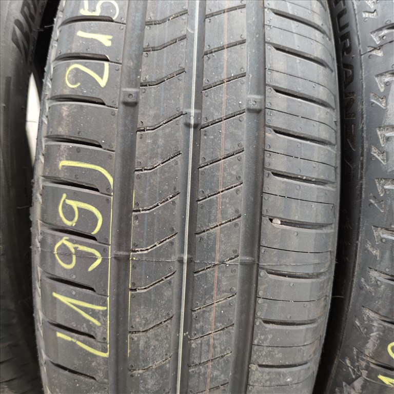 215/50 R19 ÚJ!! Bridgestone nyári gumi 120000ft a 4db/199/ 3. kép