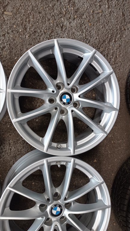  5x112 lyukosztású 7,5JJ 17" használt (gyári felni) alufelni 4. kép