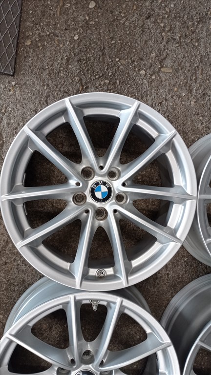  5x112 lyukosztású 7,5JJ 17" használt (gyári felni) alufelni 5. kép