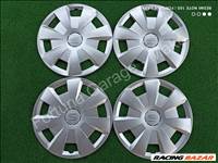 14" Seat használt dísztárcsa (118)