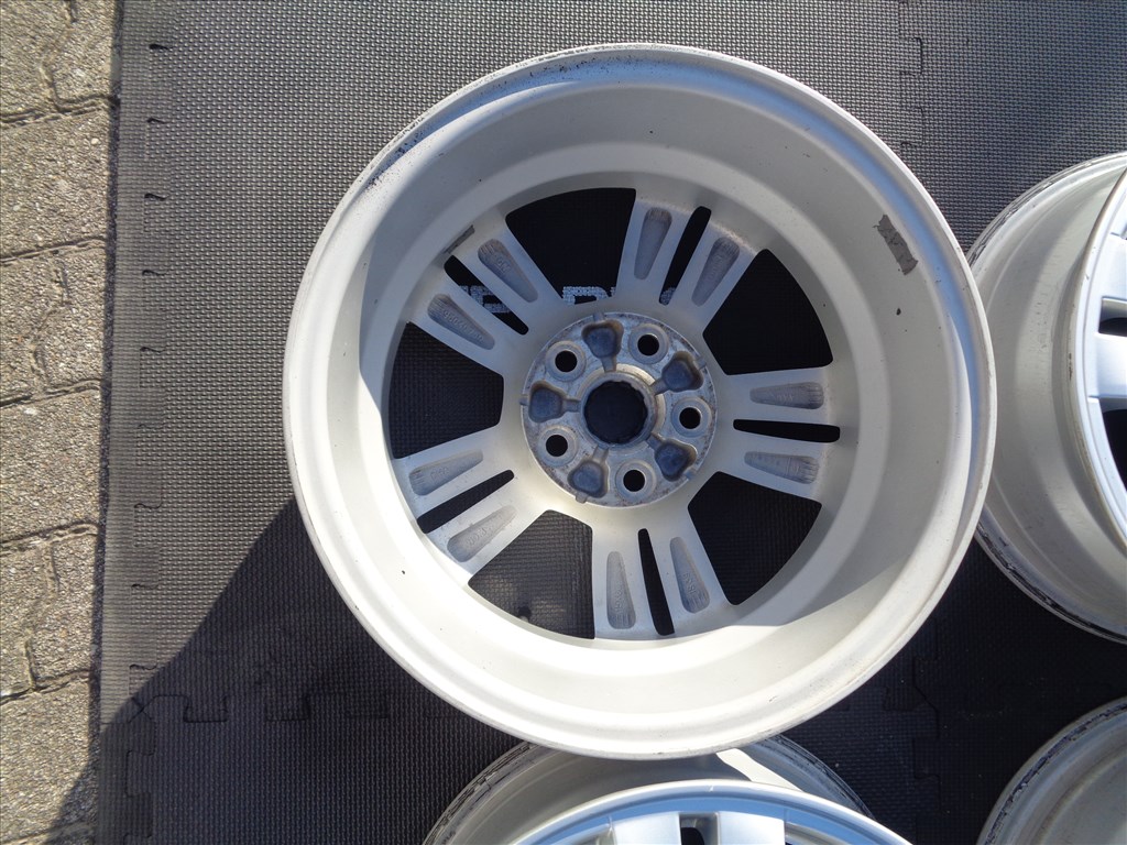 Chevrolet gyári alufelni 15-ös, 5×105-ös osztóval szép állapotban eladó. 6. kép