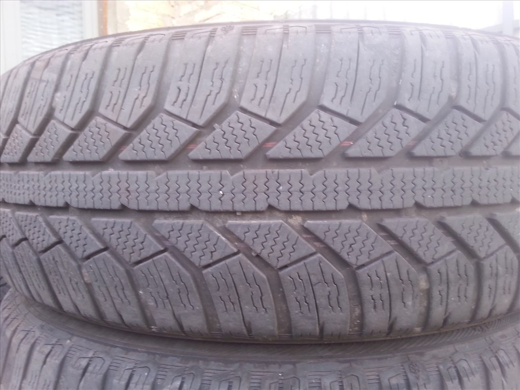  185/60R15 Semperit téli gumi garnitúra 1. kép