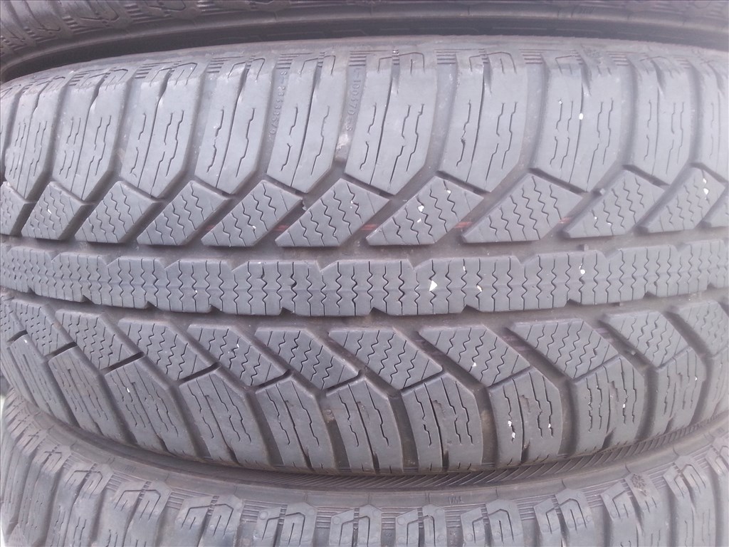  185/60R15 Semperit téli gumi garnitúra 2. kép