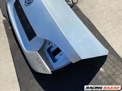 Volkswagen Jetta VI Csomagtérajtó 12048