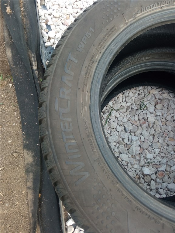  185/65R15"Kumho téli gumi eladó 2db. 3. kép