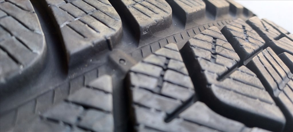 Defekttűrő Pirelli Scorpion Winter 235/55 R19 téli gumik 4db 2. kép