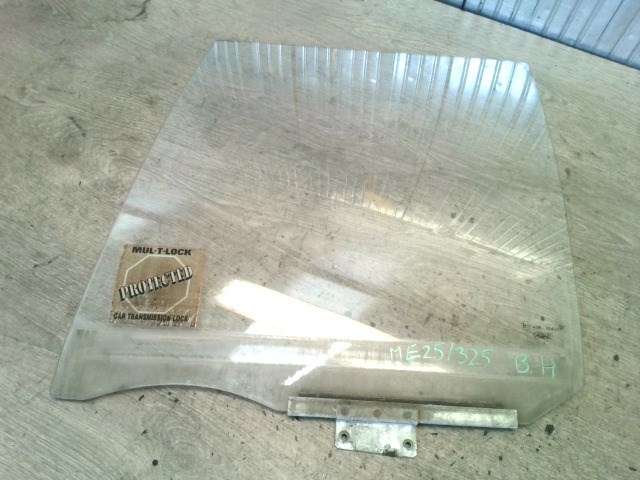 SUZUKI SWIFT 96-05 Bal hátsó ajtóüveg 1. kép