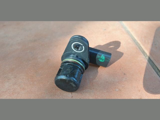 Opel Astra J, Opel Insignia B Vezérműtengely fordulatszám jeladó B16dth B16dte B 55580466 2. kép