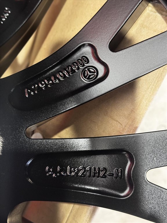 R21 Original Mercedes 9.5J ET52 - A295 401 2900 / A2954012900 1db felni alufelni 4. kép