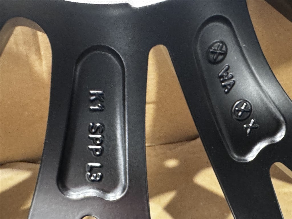 R21 Original Mercedes 9.5J ET52 - A295 401 2900 / A2954012900 1db felni alufelni 6. kép